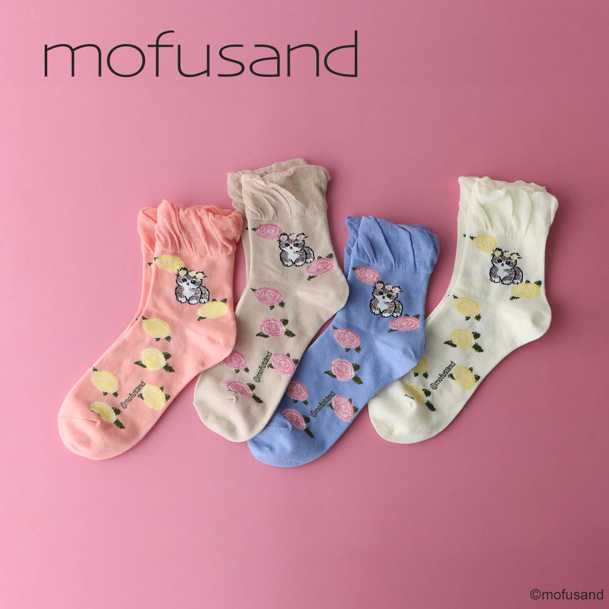 mofusand モフサンド 総柄バラ猫 クルー丈 ソックス