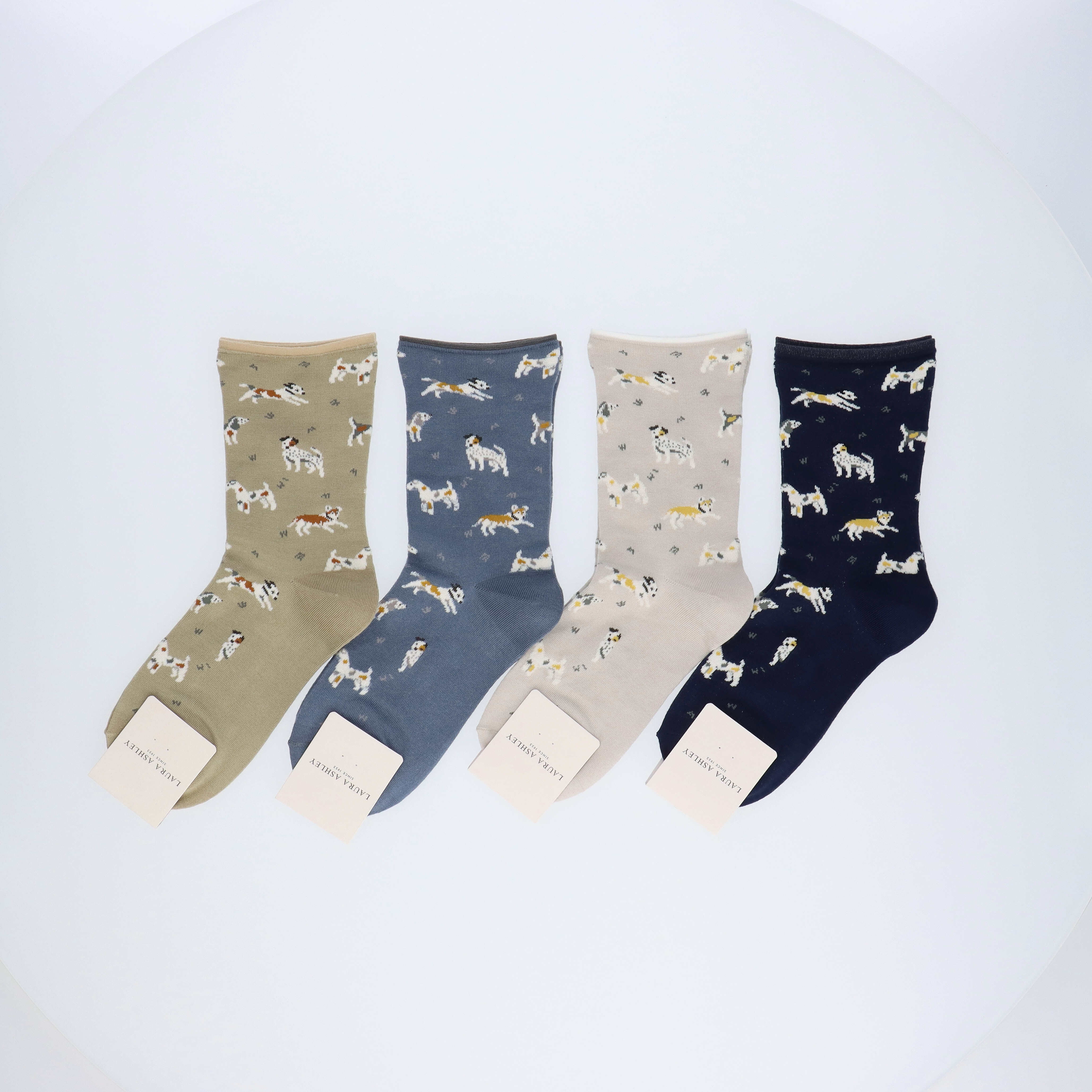 LAURA ASHLEY ローラ アシュレイ Dogs レーヨンシルク混 クルー丈ソックス